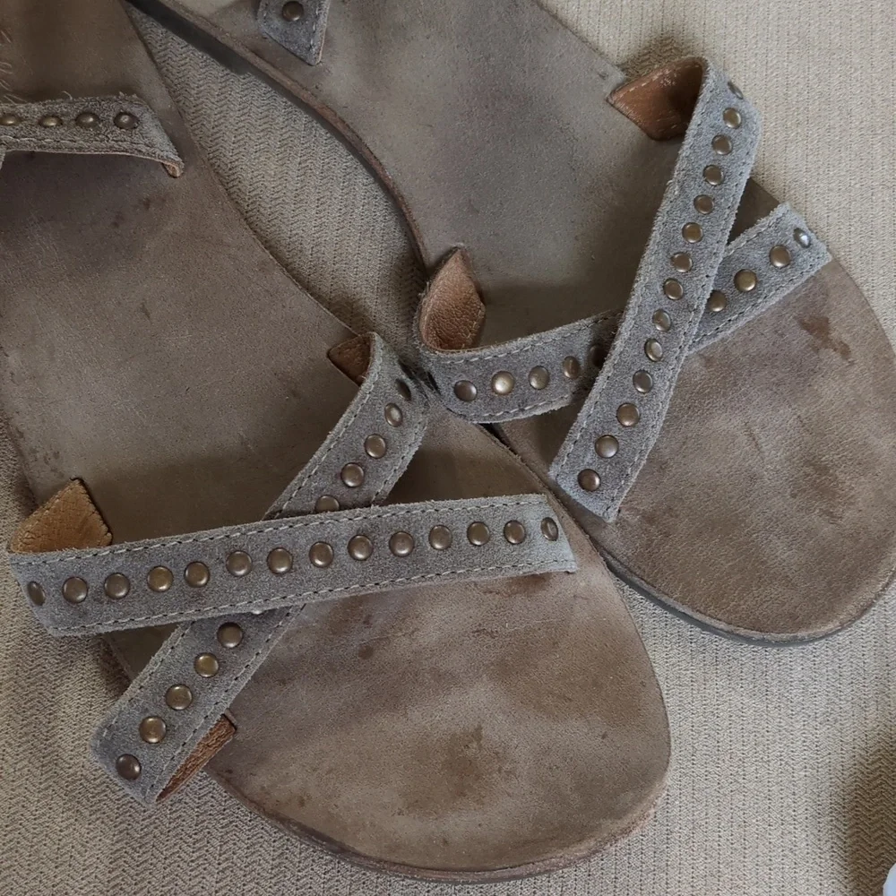 Rebels Studded Brown Sandals Size 10